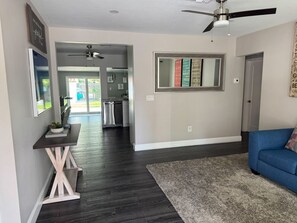 Interior - The cozy little house. (Fort Lauderdale)
