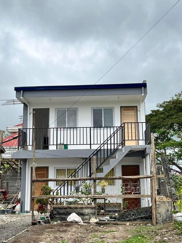 JNT Apartment is newly renovated studio with modern CR, w/ huge parking  space.