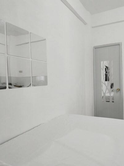 JNT Apartment is newly renovated studio with modern CR, w/ huge parking space.