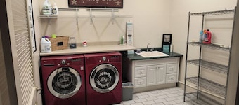 Charming Historic Brick Hideaway overlooking Downtown Bartow