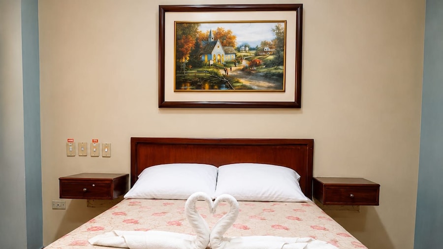 HOTEL MILENIO