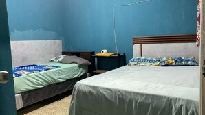 Economy Double Room, Courtyard View - HOTEL SAN PEDRITO  (Ciudad de Guatemala)