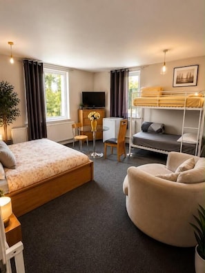 Standard Family Room for 4
