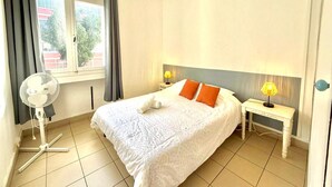 Room - La Juliette Dodu, Calm and Central (Saint-Denis)