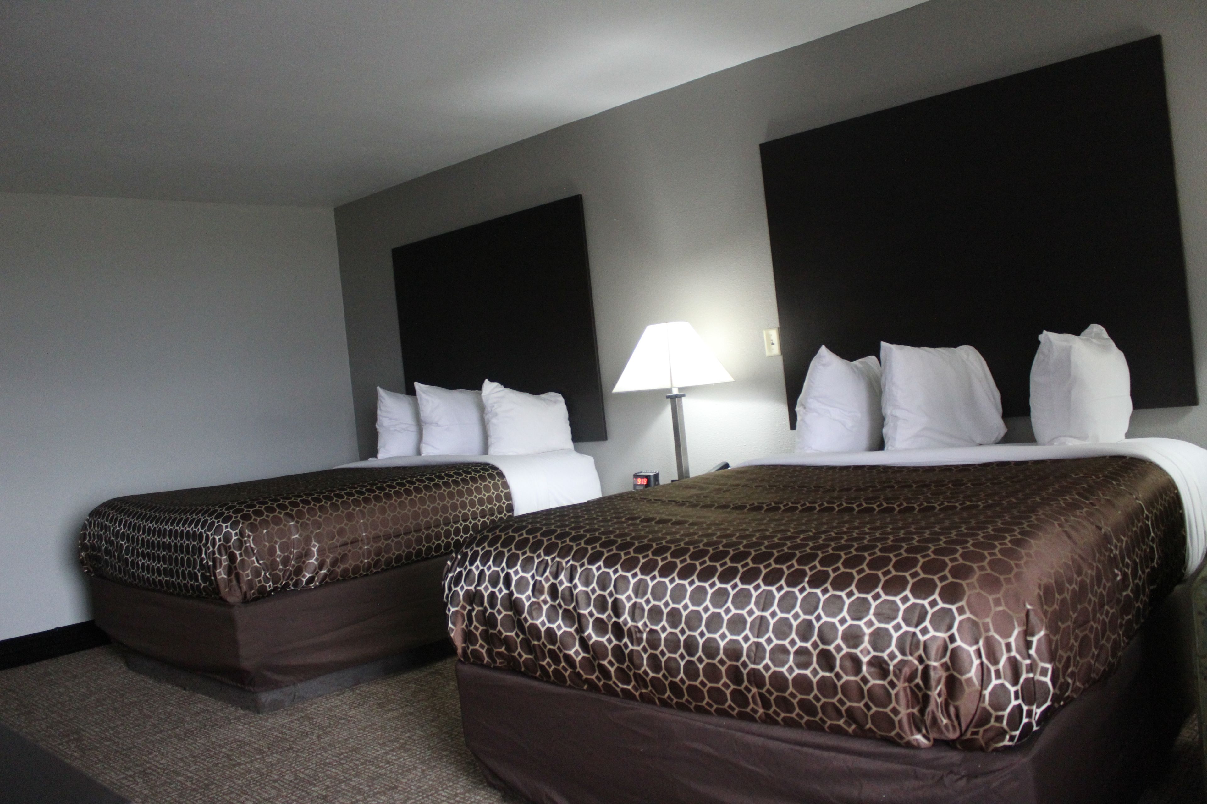 WiFi (free), bed sheets