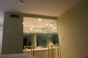 Comfort Suite | Bathroom