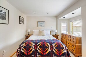 Acceso a internet y ropa de cama 