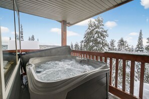 A hot tub on a balcony with a snowy landscape view. - Big White Ski-In/Ski-Out Townhome | Private Hot Tub + Mountain Views (Kootenay Boundary E / West Bo*)