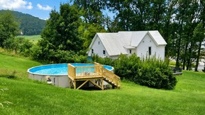 Exterior - The Hilltop Farmhouse — A Private Country Retreat (Madison)