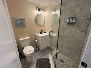 Bathroom - 🌅 Renovated Pool View Studio | Unit 3 (Treasure Island)