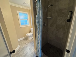 Bathroom - 🏡 Beach Bungalow Collection | Sleeps 24 (Treasure Island)