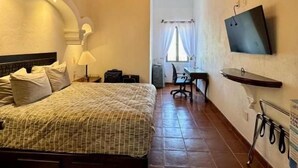 Room - Hotel San Carlo suite (GUANAJUATO)