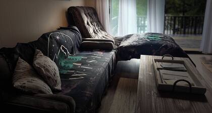 Cozy Poconos Home w/ Lake Views & Resort Amenities.