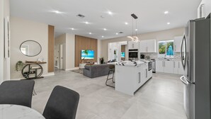 Superior Villa | Private kitchen - Modern North Miami Oasis Heated Pool (Miami)