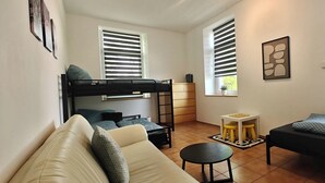 Room - Vrbo Property (Pleinfeld)