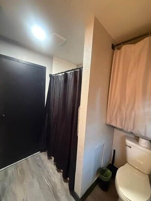 Bathroom - Welcome Retreat!  A little piece of home. Comfortable Beds!! (Hoopeston)