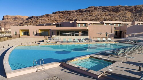 WorldMark Moab - Fireplace 2BR Suite Near Arches & Canyonlands