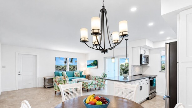 Interior - Newly renovated 2-bedroom condo in charming Sanibel with views of the river. (Sanibel)