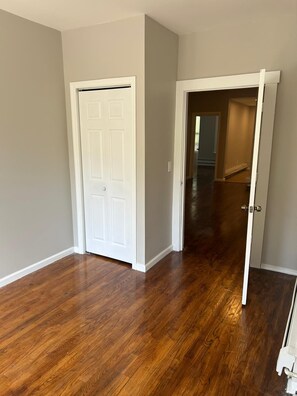 Interior - Soothing 3-bedroom apartment in vibrant Newark neighborhood (Newark)