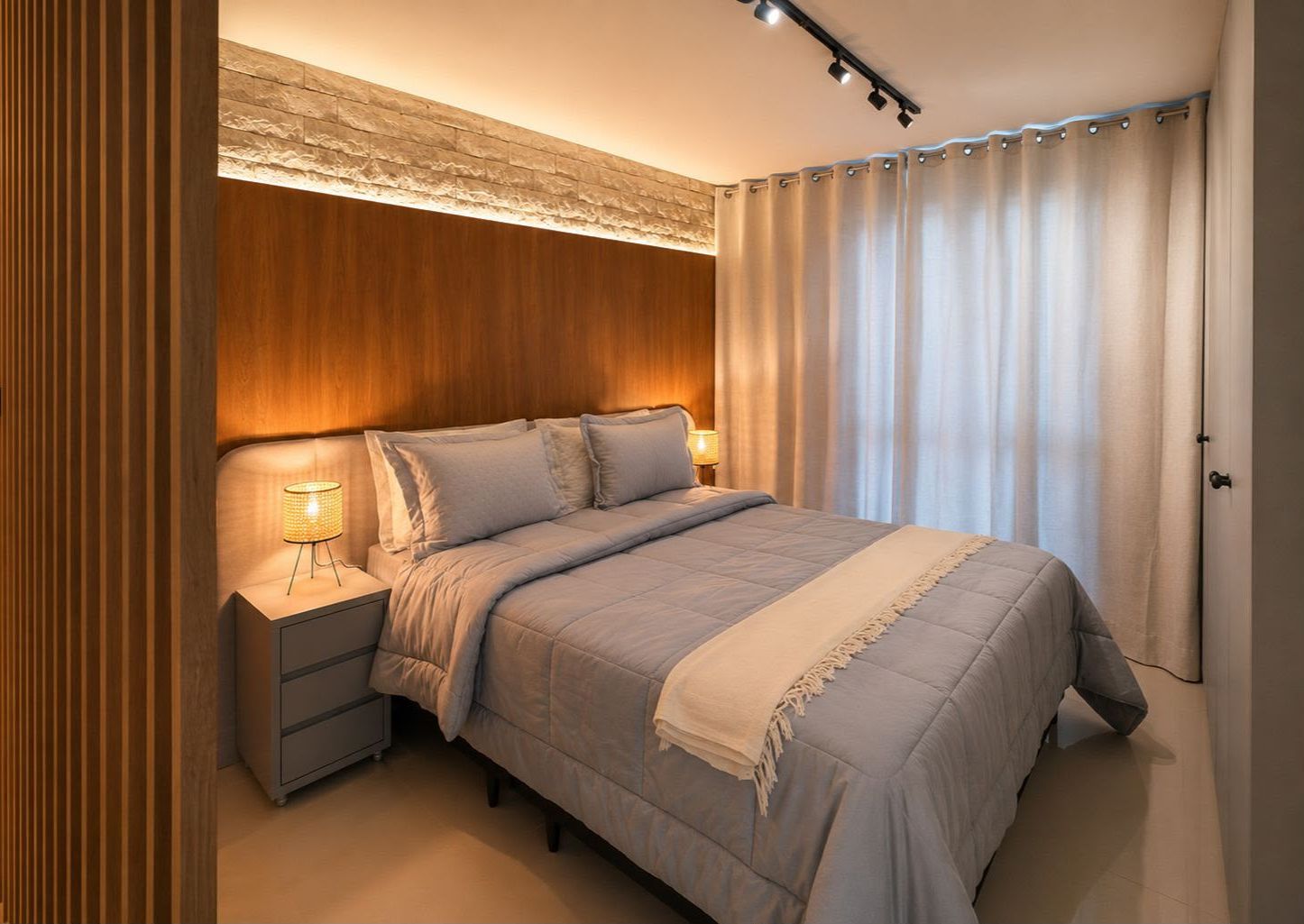 Apartment, City View | Iron/ironing board, free WiFi