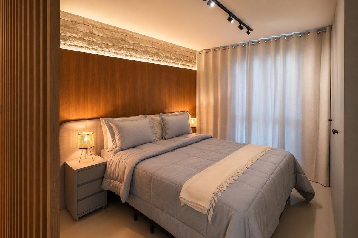 Apartment, City View | Iron/ironing board, free WiFi