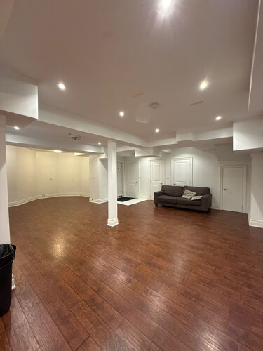Beautiful and Spacious Halton Hills Home