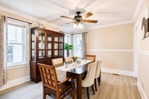 Unclassified image, 4 of 25, button - Charming Home in Kearny 3-bedroom 2-Full Bath House (Kearny)
