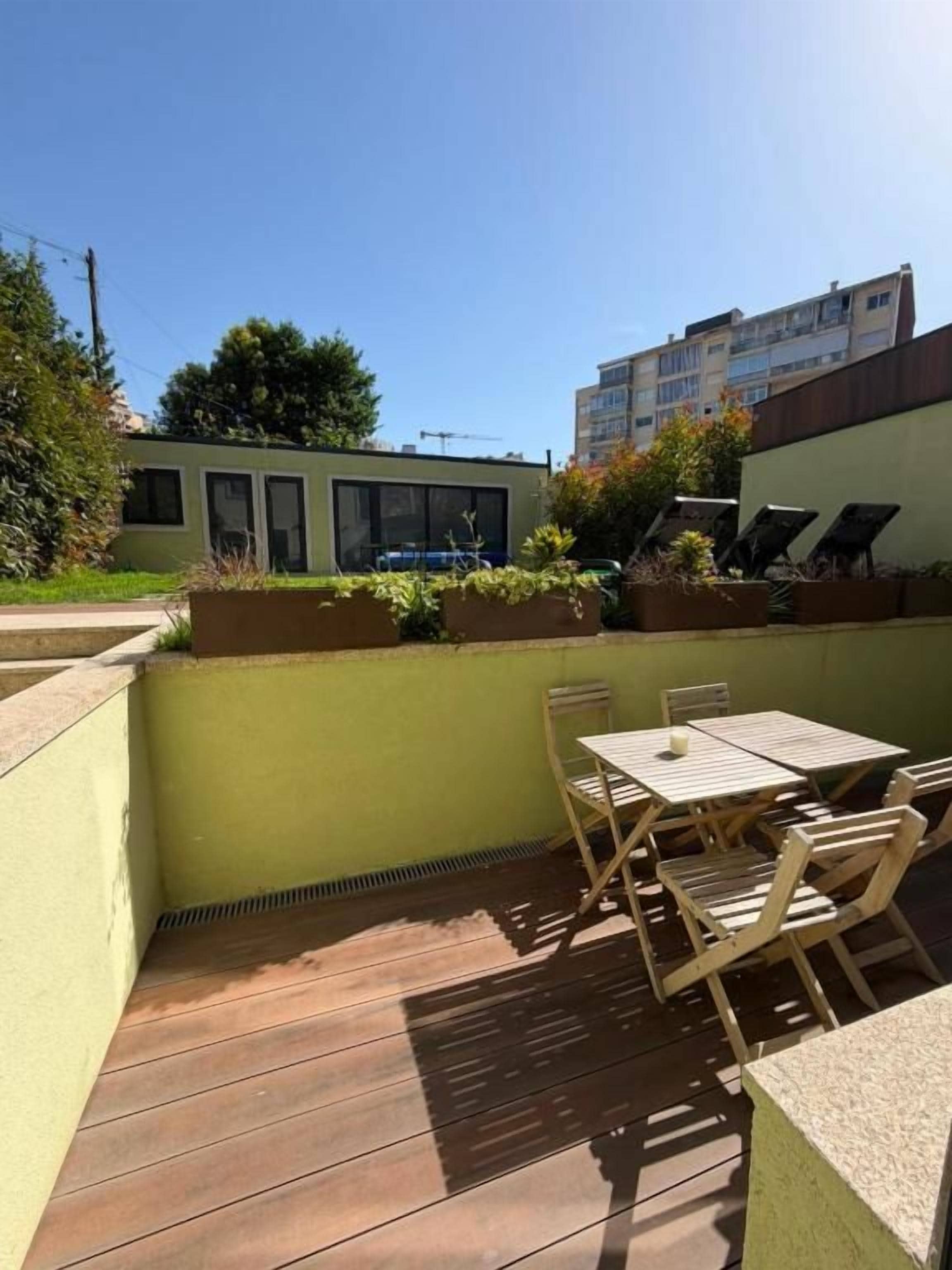 Deluxe appartement, uitzicht op tuin | Buiten dineren