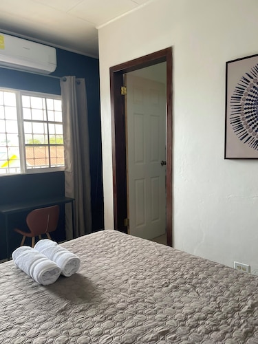 Trébol House Hostel