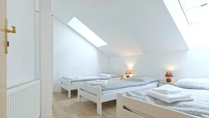 Room - Hotel Monaco (Náměšť nad Oslavou)