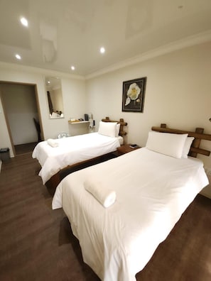 Unclassified image, 2 of 85, button - The Resting Place Guesthouse (Bloemfontein)