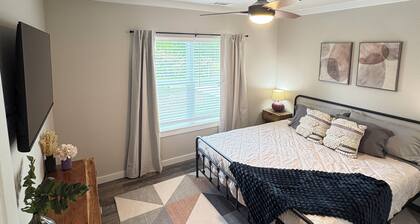 Cozy 1-bedroom apartment in adorable Fayetteville Near Jack Daniel's!