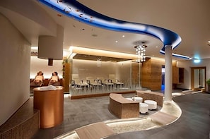 Lobby - Business- und Wellnesshotel Schwaiger (Glonn)