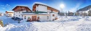 Unclassified image, 4 of 74, button - Familotel Sonnberg Ferienanlage (Flachau)