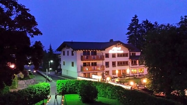 Lobby - Bellevue (Mittelberg)