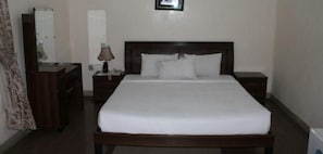 Room - Pacific Hotel AND Suites Salolo (Lagos)
