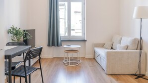 Unclassified image, 5 of 31, button - Silesian Harmony Apartment #1 (Katowice)