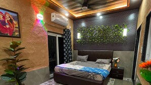 Room - SANGAM MUD FARMS (Greater Noida)