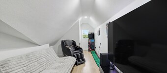 Dallas–McKinney Modern Retreat 5BR • Games • EV Charging