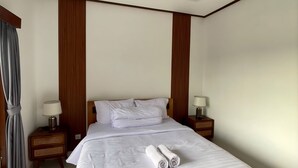 Unclassified image, 4 of 5, button - Pradja Homestay (Badung)