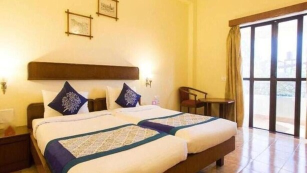 Room - Dhanhills Hotel (Mahabaleshwar)