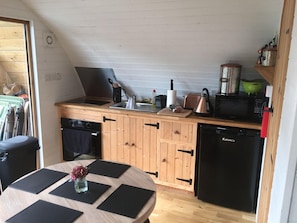 Room - Brynllwyd Glamping (Aberystwyth)