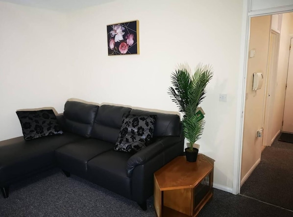 Room - Nice Residential Within Easy Reach To Town (Manchester)
