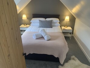 Room - Heatherland Cottage (Skeabost)