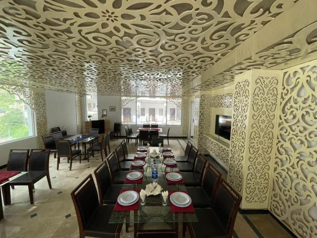 تناول الطعام