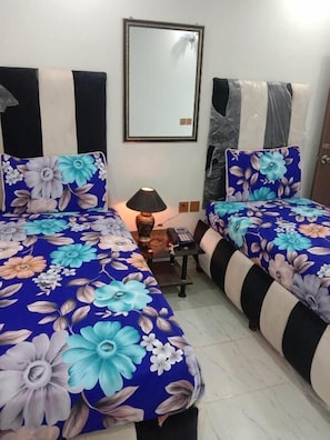 Room - Ntp Palace Hotel (Lahore)