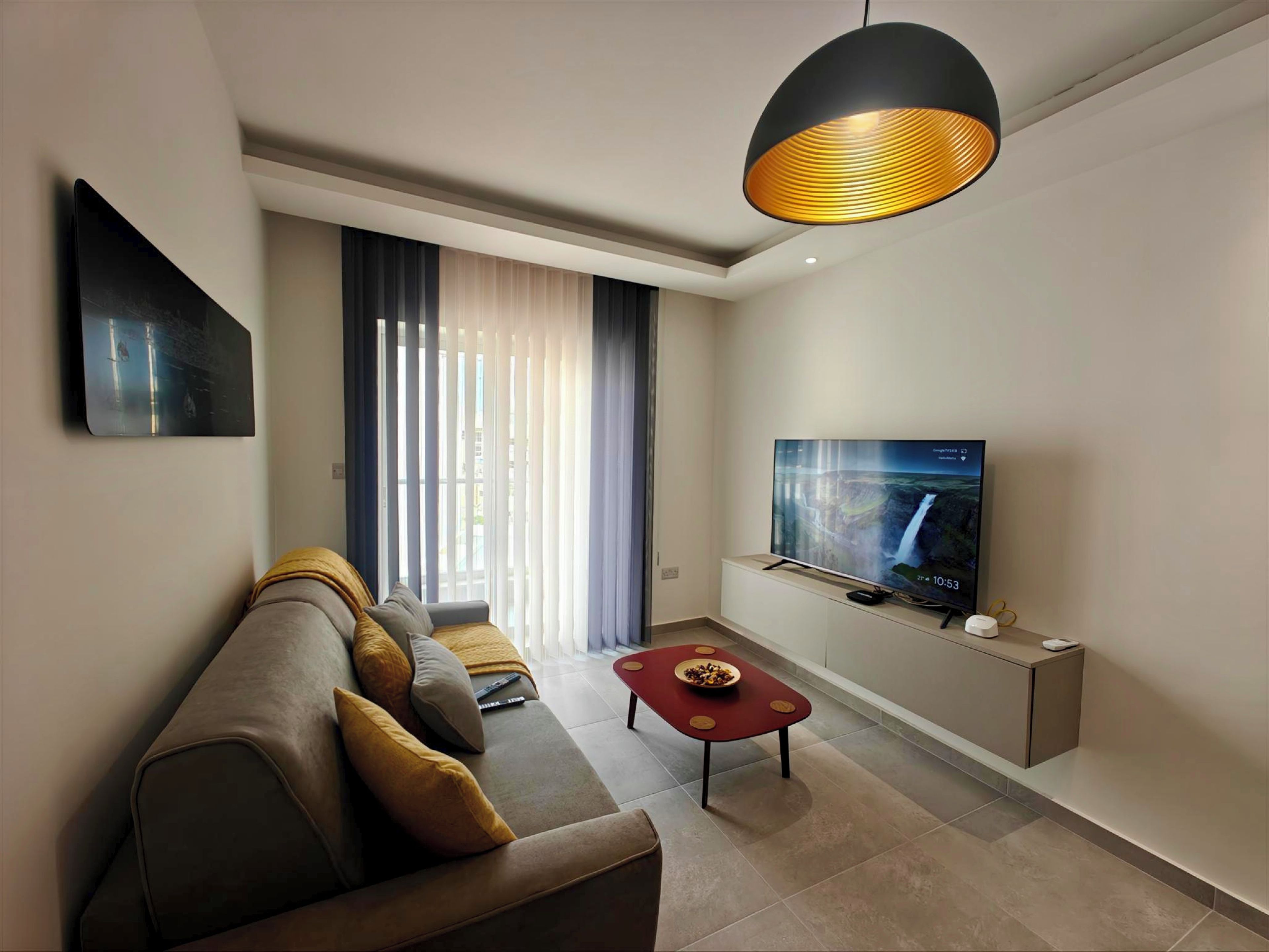 Appartamento, balcone, vista città | Area soggiorno