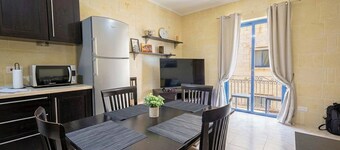 Stylish 2BR APT in Gozo w/ Pool, Balcony