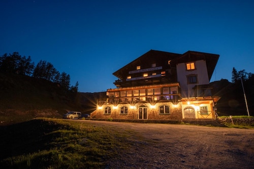 Hotel Alpen Arnika