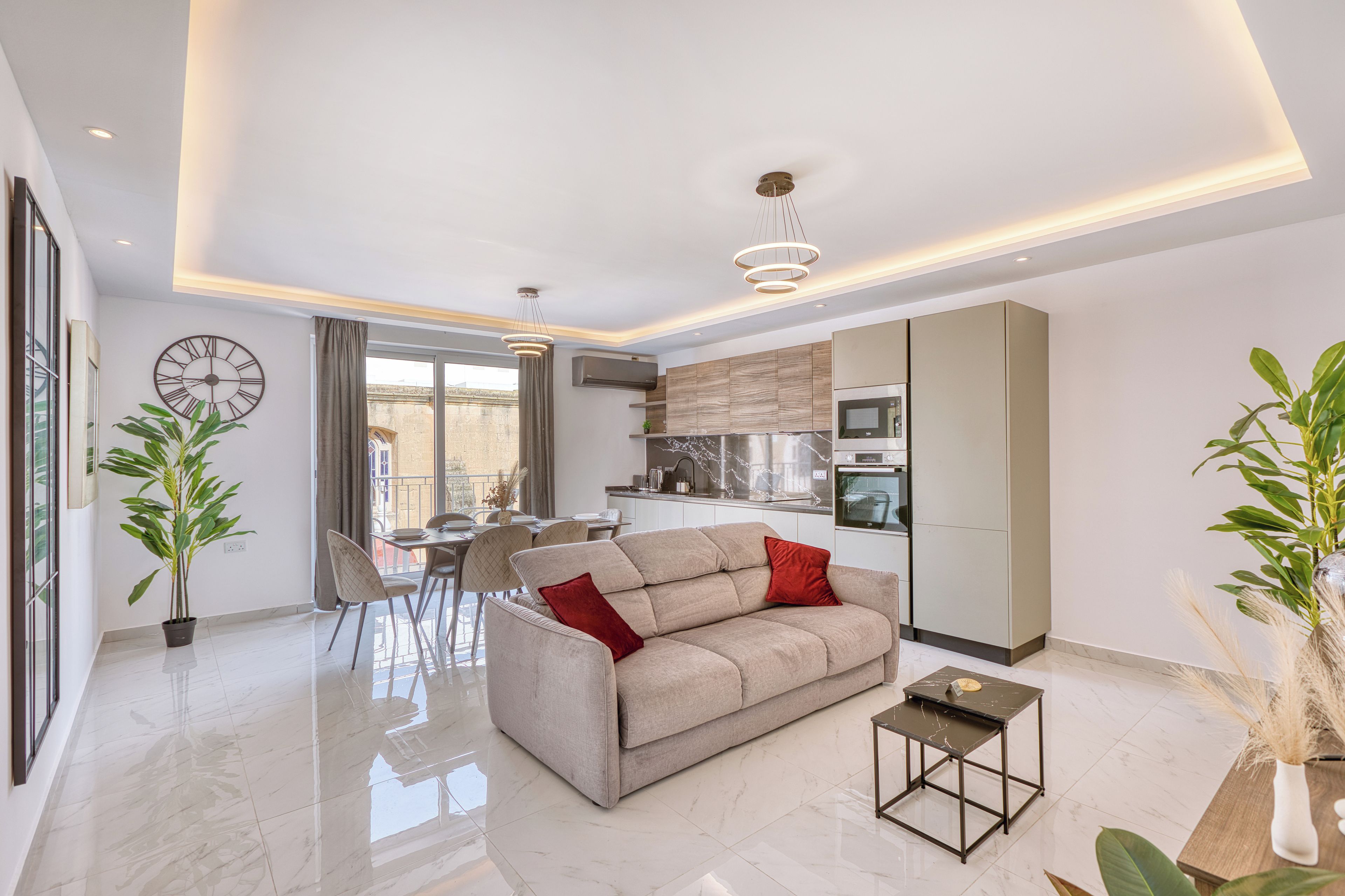 Appartamento, balcone, vista città | Area soggiorno